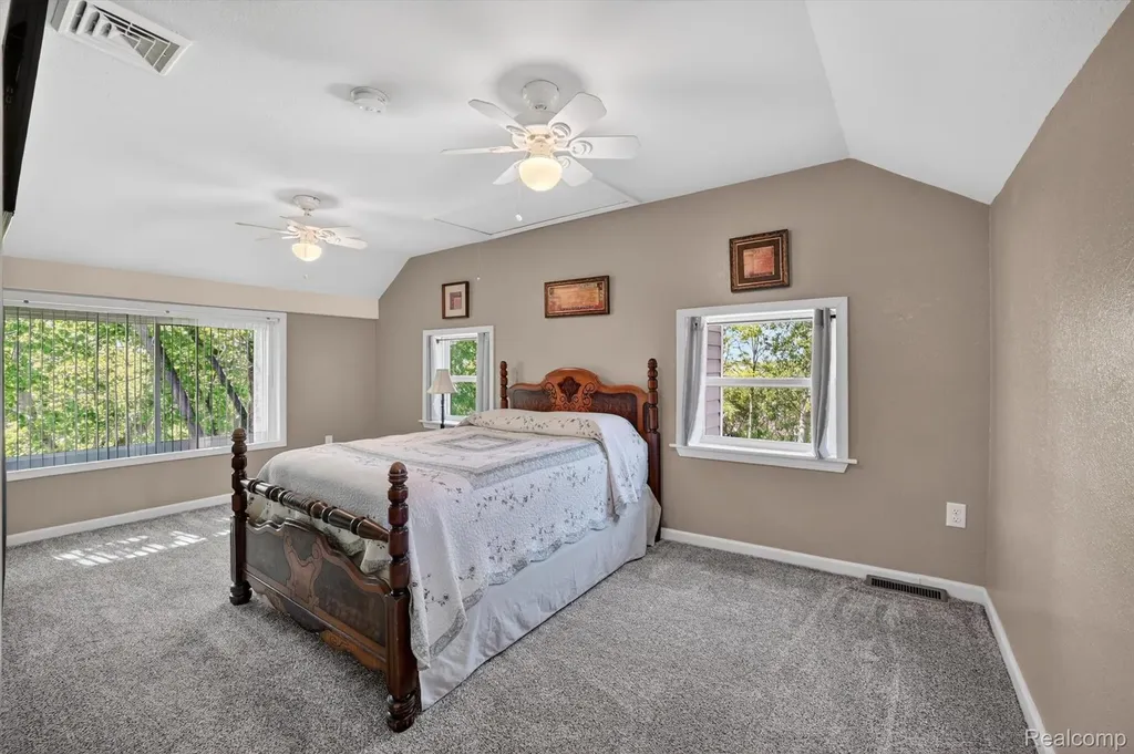 10520 North Dixie Berlin Charter Township MI 48179