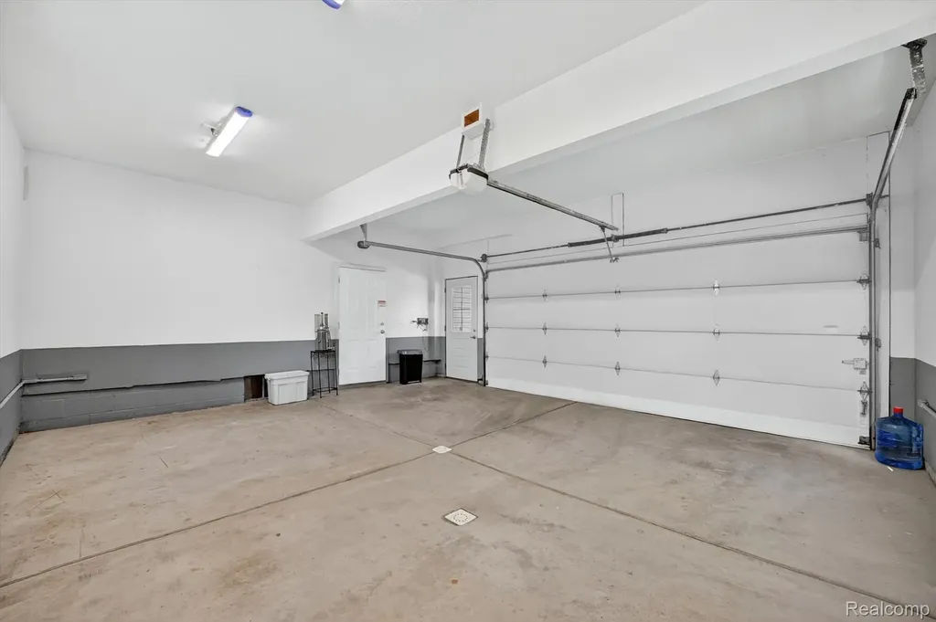 10520 North Dixie Berlin Charter Township MI 48179