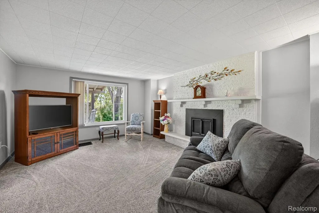 10520 North Dixie Berlin Charter Township MI 48179