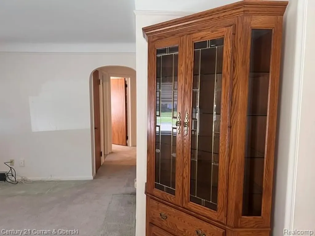 9912 Kinloch Redford Charter Township MI 48239