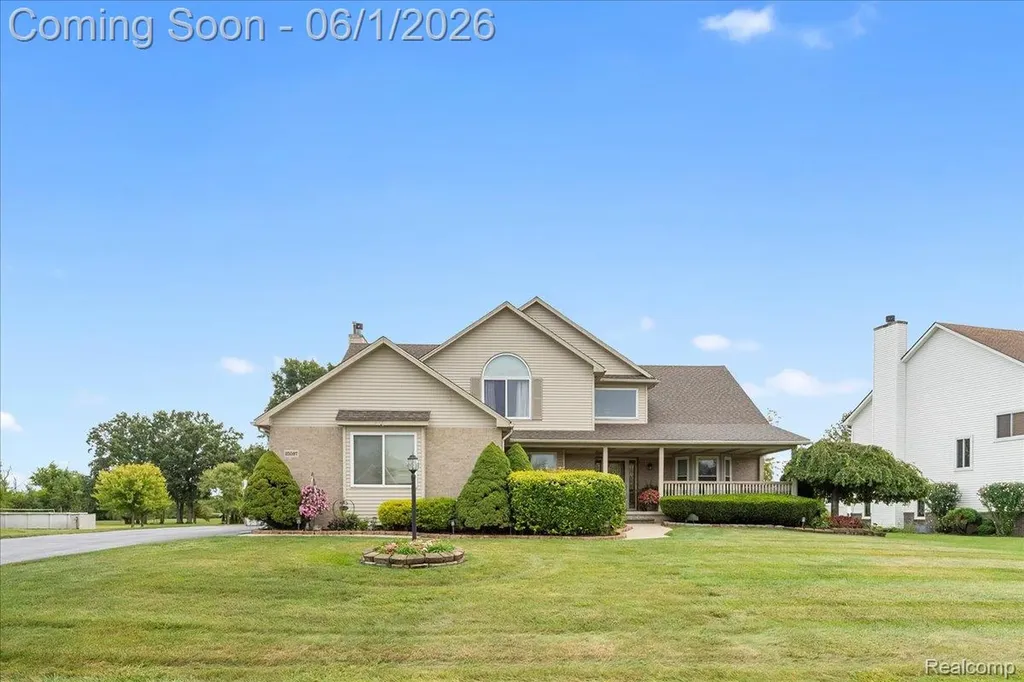 25587 Winding Creek Drive Huron Charter Township MI 48164