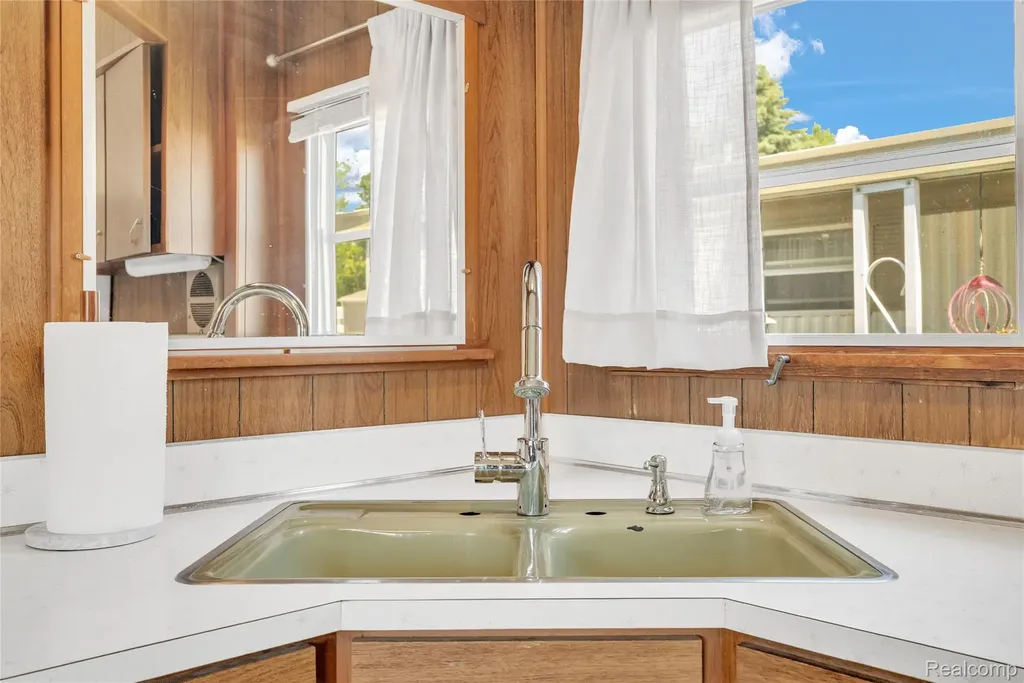 5203 Main Street Lexington Village MI 48450