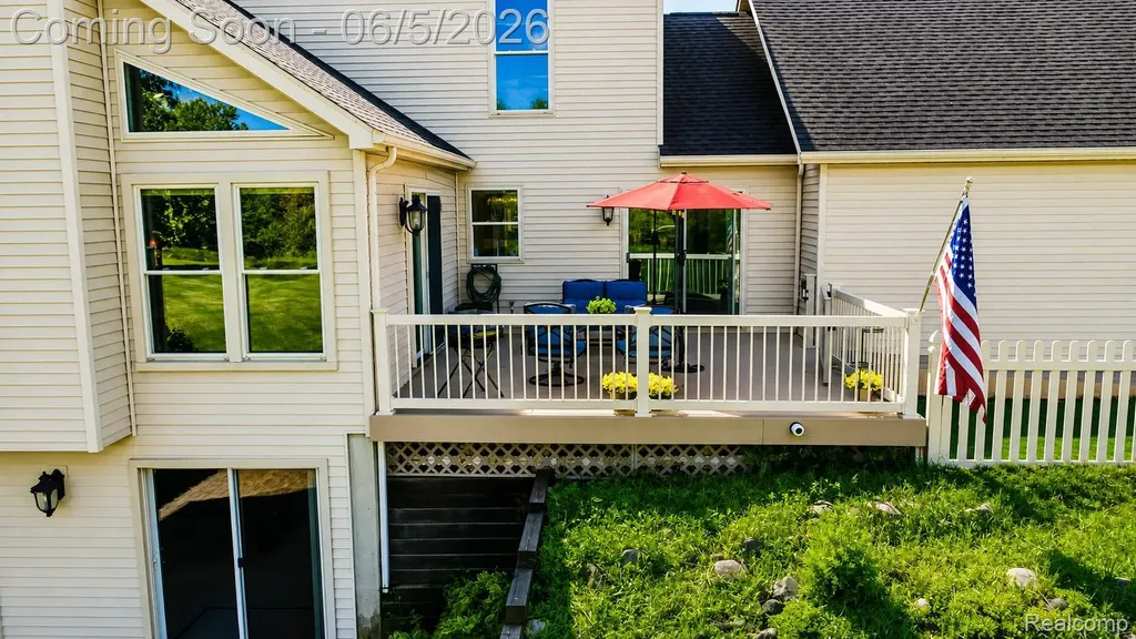 7505 Quail Ridge Drive Webster Township MI 48130