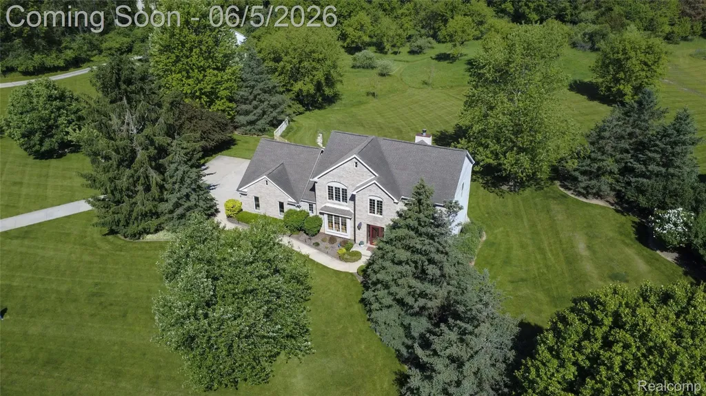 7505 Quail Ridge Drive Webster Township MI 48130
