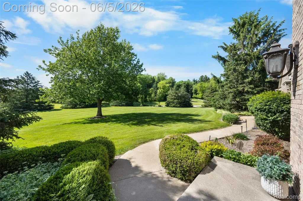 7505 Quail Ridge Drive Webster Township MI 48130