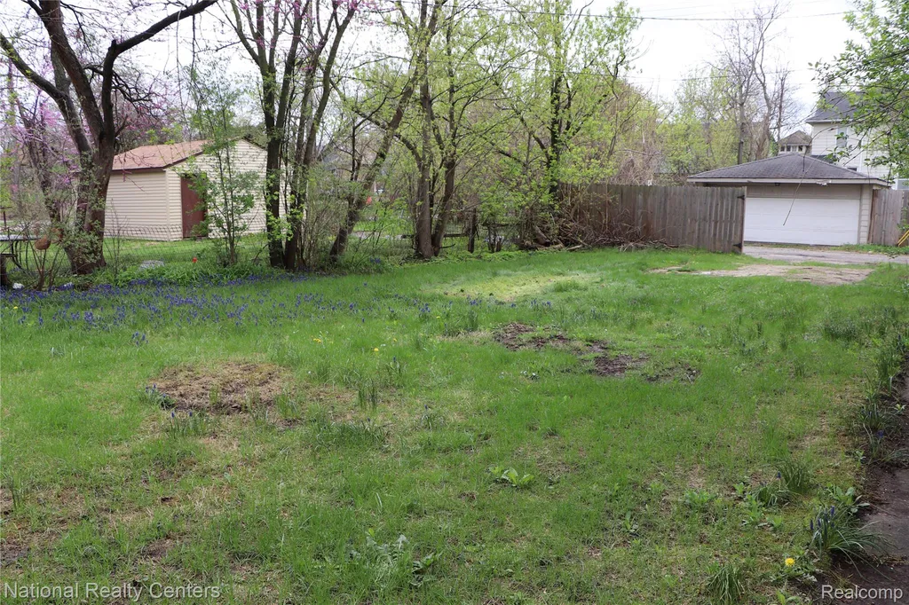 164 California Street Highland Park City MI 48203
