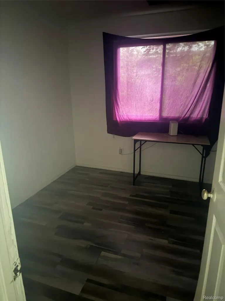 18030 Hull Street Detroit City MI 48203
