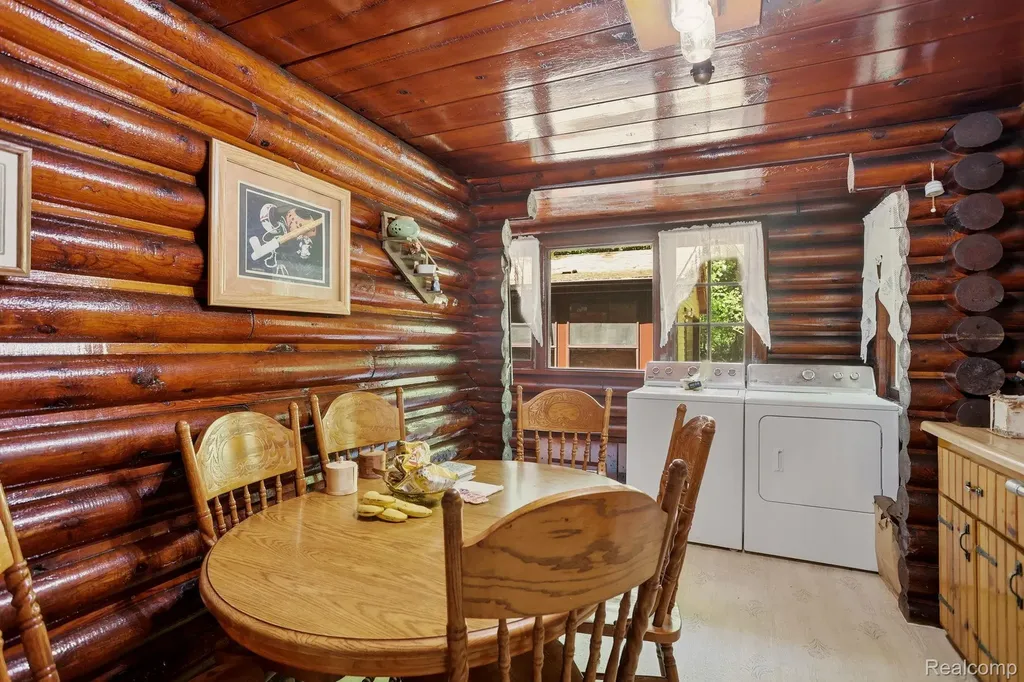 3814 S Towerline Road Bridgeport Charter Township MI 48722