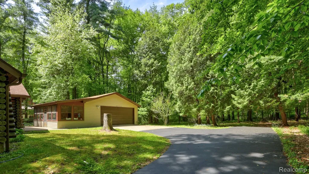 3814 S Towerline Road Bridgeport Charter Township MI 48722