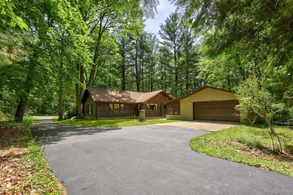 3814 S Towerline Road Bridgeport Charter Township MI 48722