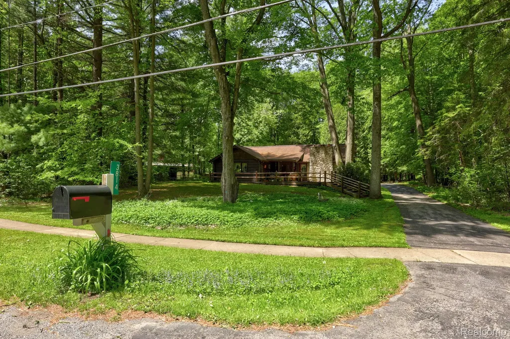 3814 S Towerline Road Bridgeport Charter Township MI 48722