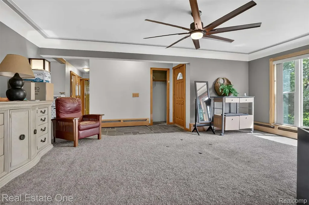 8391 E Court Street Davison Township MI 48423