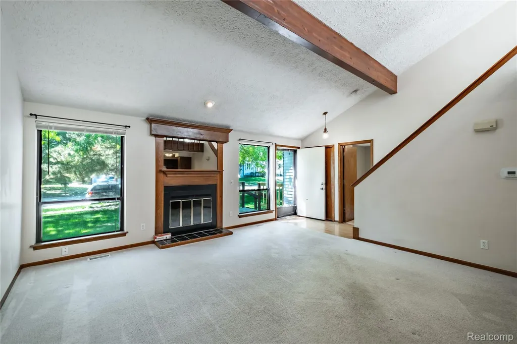 2925 Staten Avenue Lansing City MI 48910