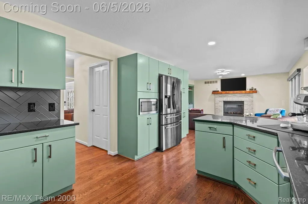 5681 Woodfield Parkway Grand Blanc Charter Township MI 48439