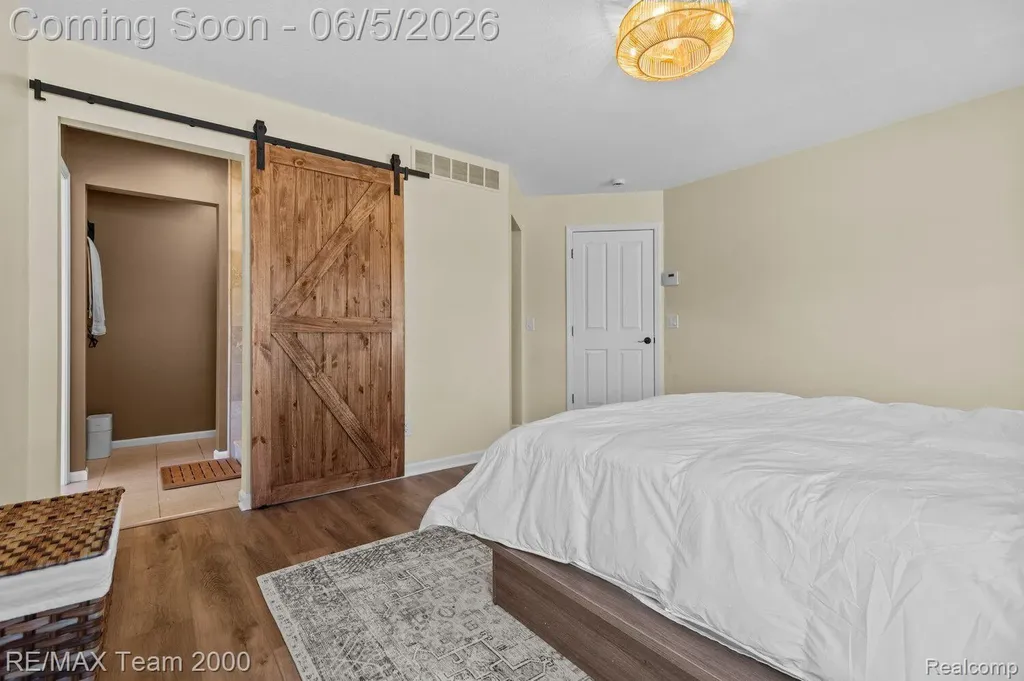5681 Woodfield Parkway Grand Blanc Charter Township MI 48439