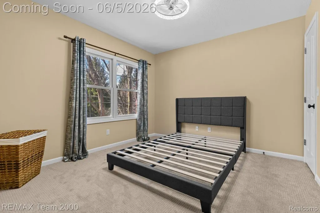 5681 Woodfield Parkway Grand Blanc Charter Township MI 48439