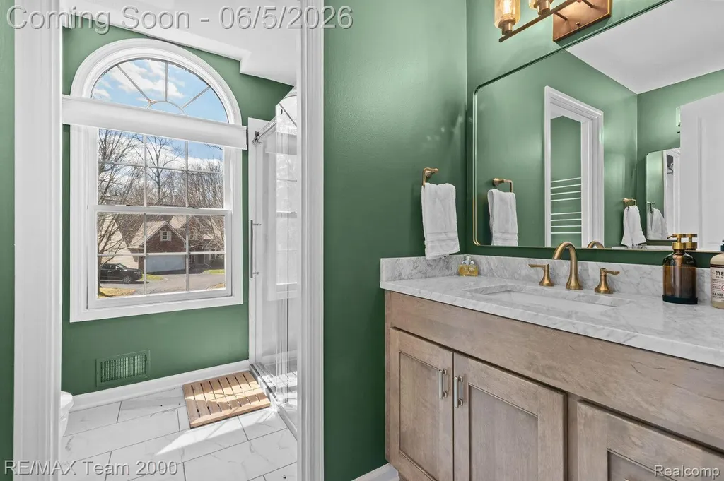 5681 Woodfield Parkway Grand Blanc Charter Township MI 48439