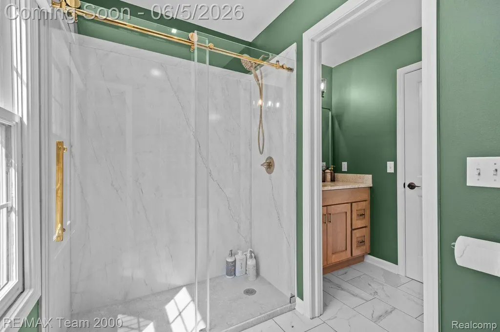 5681 Woodfield Parkway Grand Blanc Charter Township MI 48439