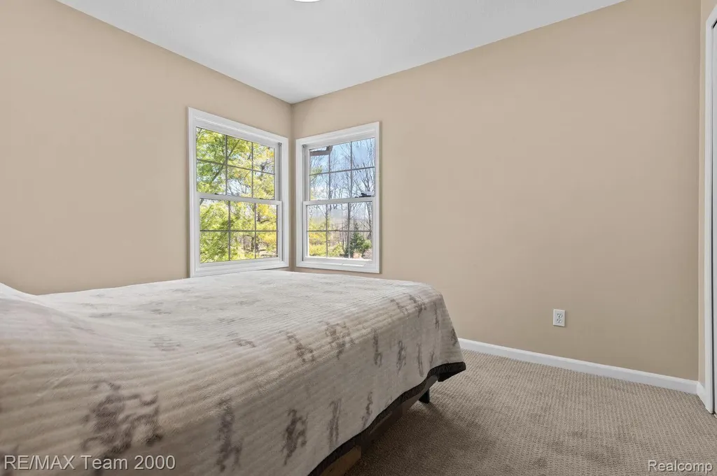 5681 Woodfield Parkway Grand Blanc Charter Township MI 48439