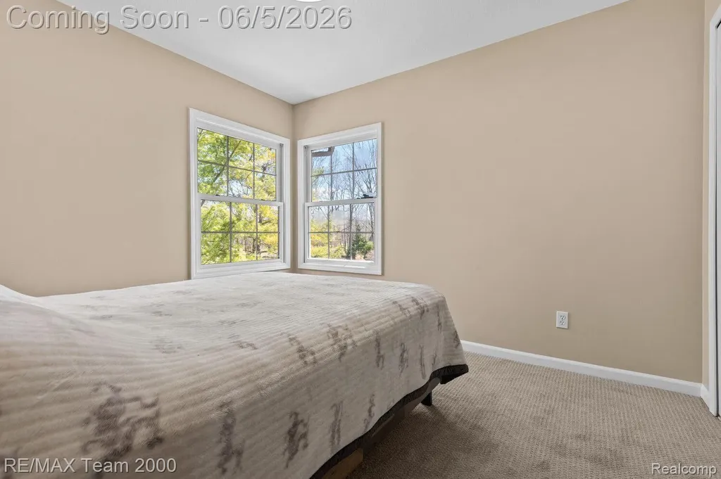 5681 Woodfield Parkway Grand Blanc Charter Township MI 48439