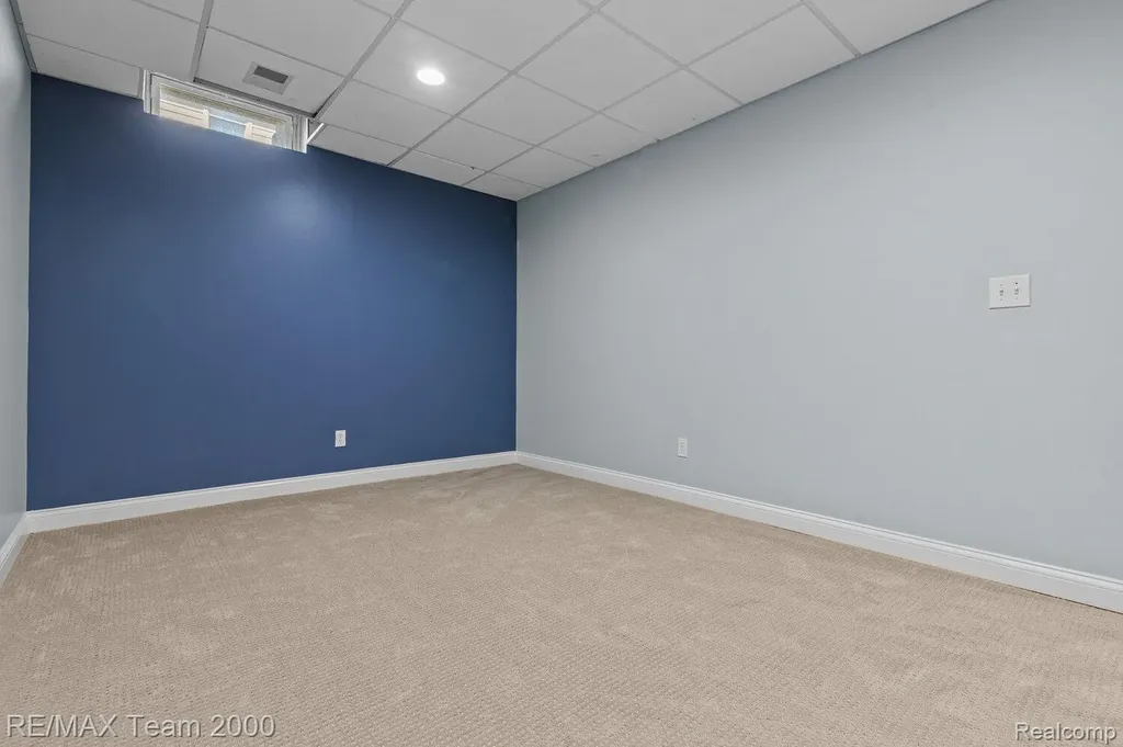 5681 Woodfield Parkway Grand Blanc Charter Township MI 48439