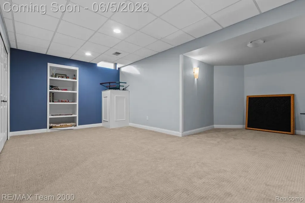5681 Woodfield Parkway Grand Blanc Charter Township MI 48439