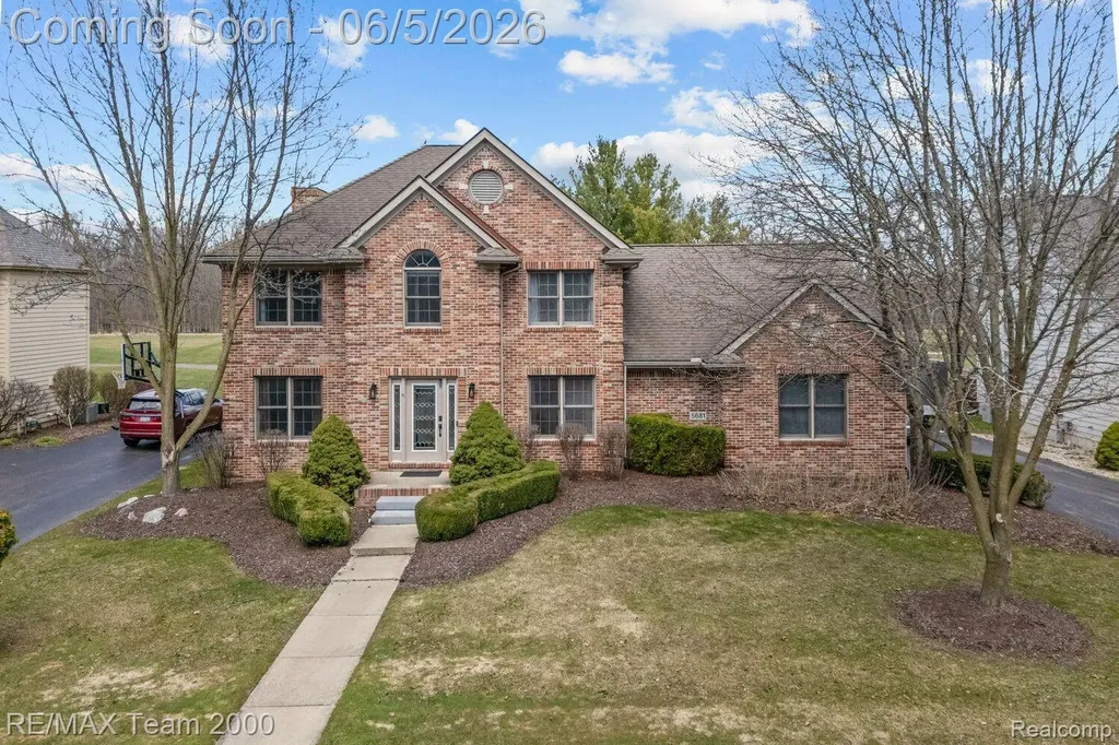 5681 Woodfield Parkway Grand Blanc Charter Township MI 48439