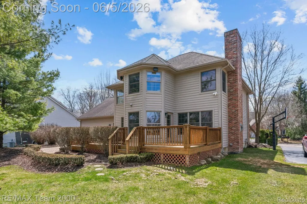 5681 Woodfield Parkway Grand Blanc Charter Township MI 48439