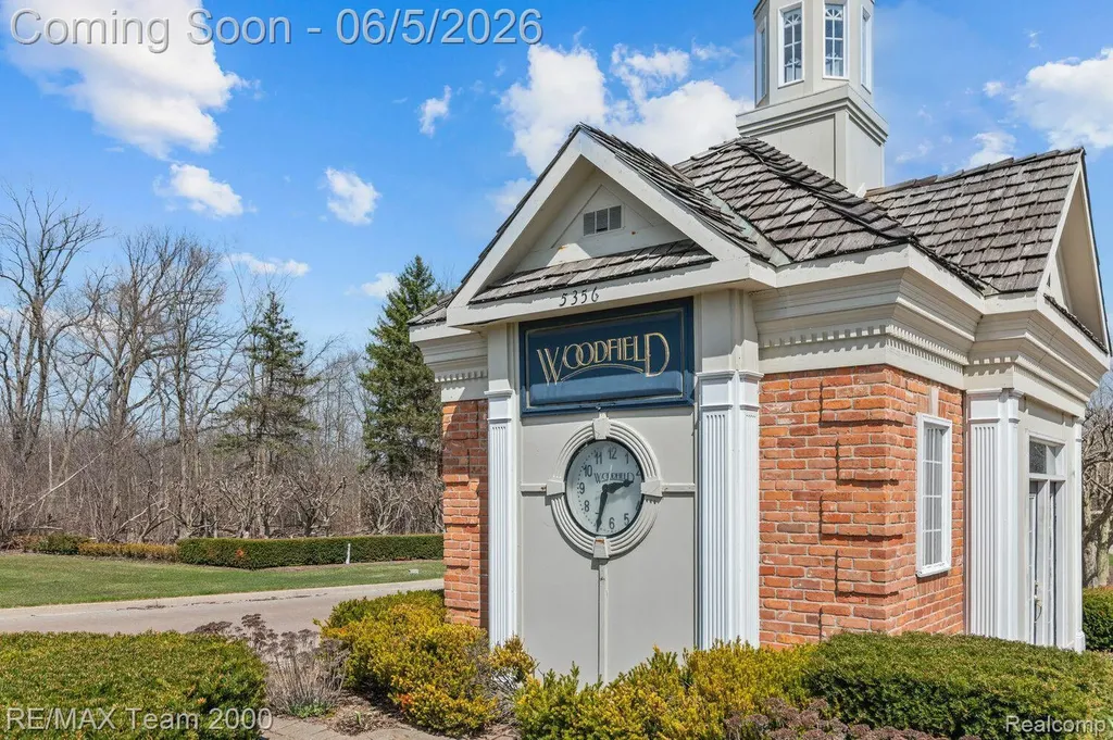 5681 Woodfield Parkway Grand Blanc Charter Township MI 48439
