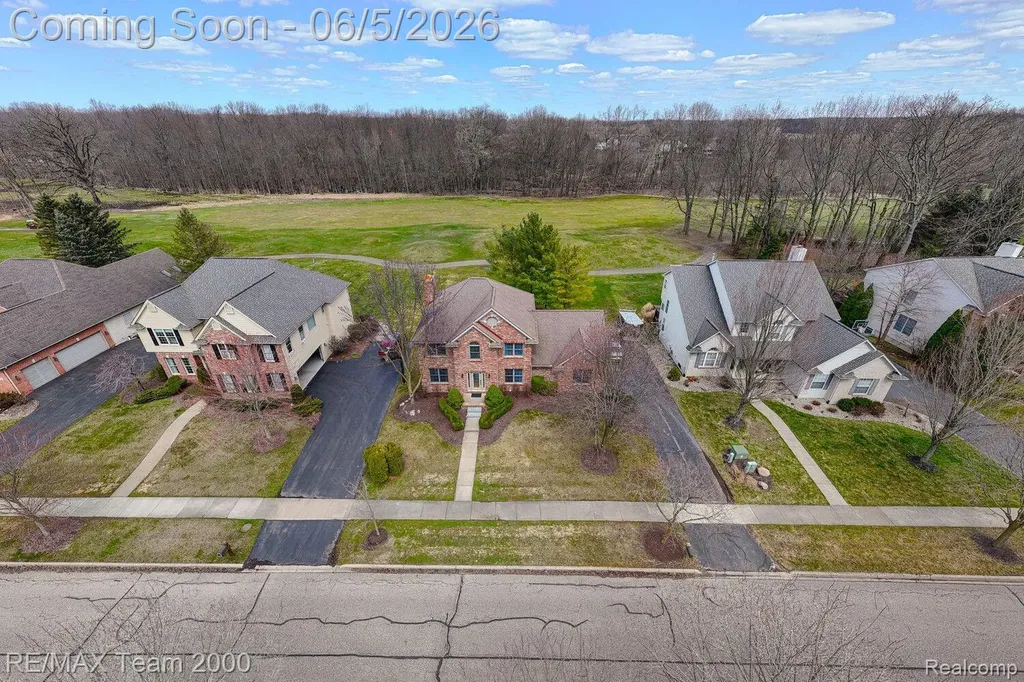 5681 Woodfield Parkway Grand Blanc Charter Township MI 48439