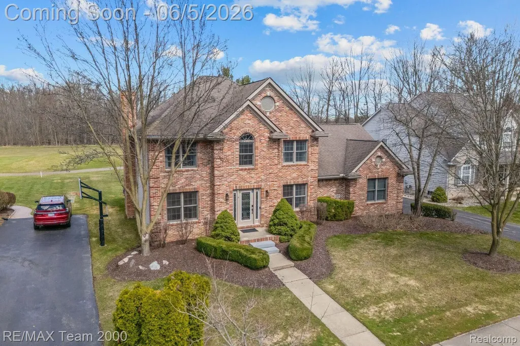 5681 Woodfield Parkway Grand Blanc Charter Township MI 48439