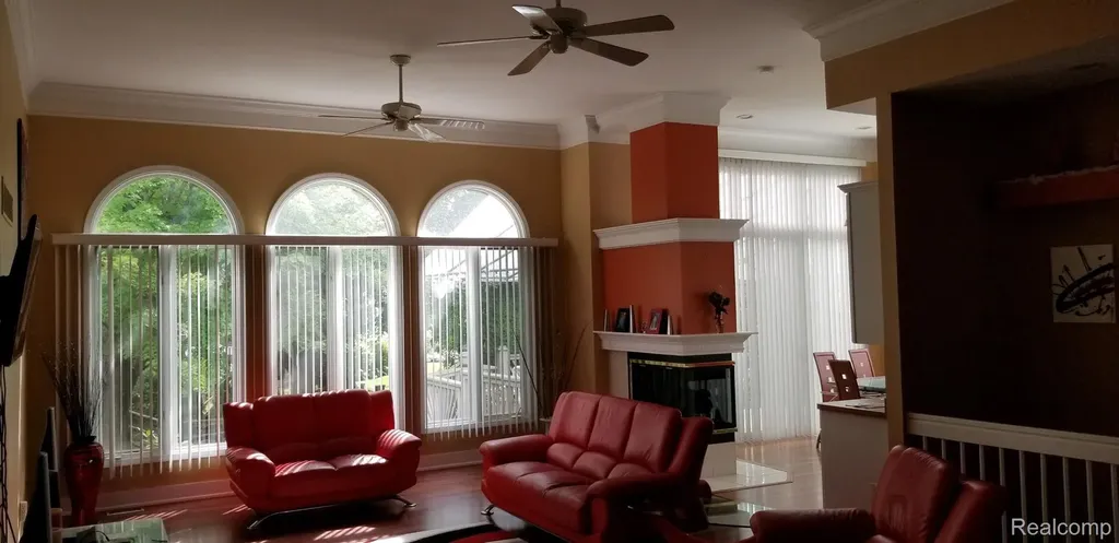 48280 Elmwood Drive Shelby Charter Township MI 48315