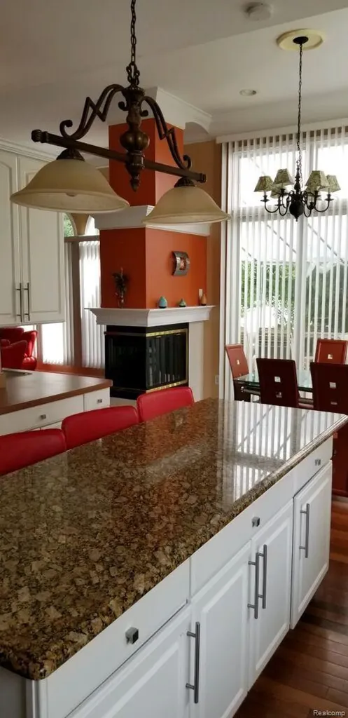 48280 Elmwood Drive Shelby Charter Township MI 48315