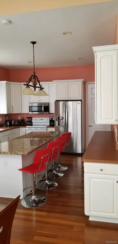 48280 Elmwood Drive Shelby Charter Township MI 48315