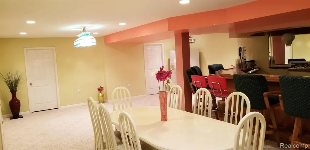 48280 Elmwood Drive Shelby Charter Township MI 48315