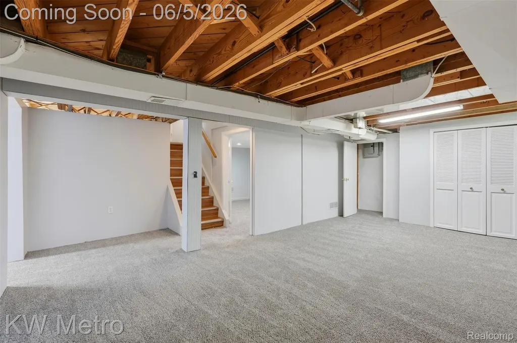 9662 Berwyn Redford Charter Township MI 48239