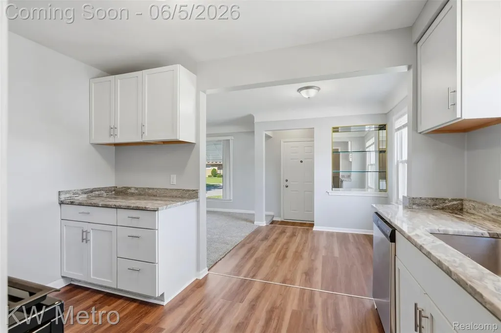 9662 Berwyn Redford Charter Township MI 48239