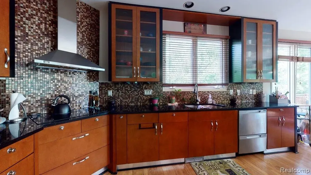 29148 Bradmoor Court Farmington Hills City MI 48334