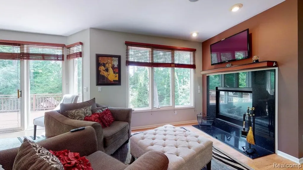 29148 Bradmoor Court Farmington Hills City MI 48334