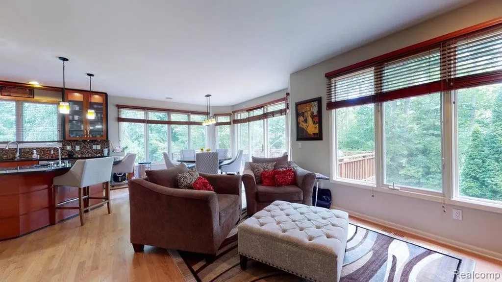 29148 Bradmoor Court Farmington Hills City MI 48334