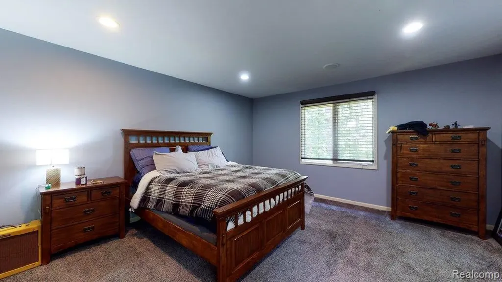29148 Bradmoor Court Farmington Hills City MI 48334