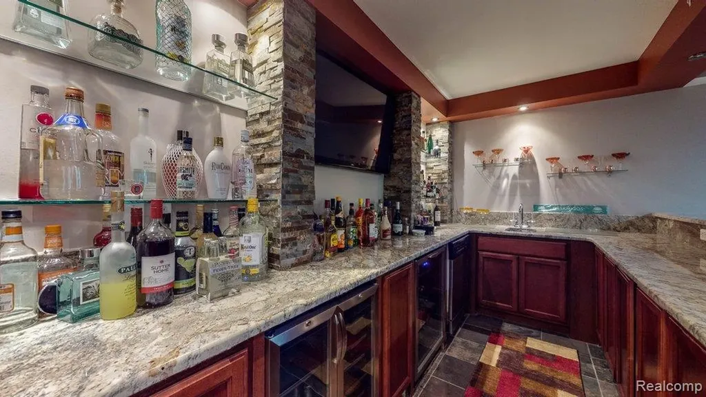29148 Bradmoor Court Farmington Hills City MI 48334