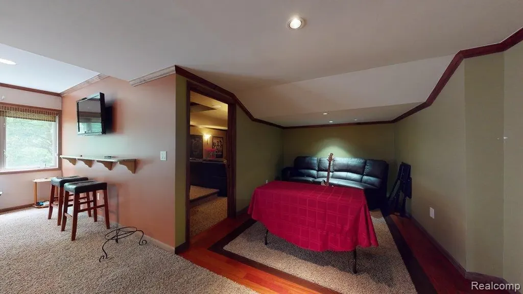29148 Bradmoor Court Farmington Hills City MI 48334