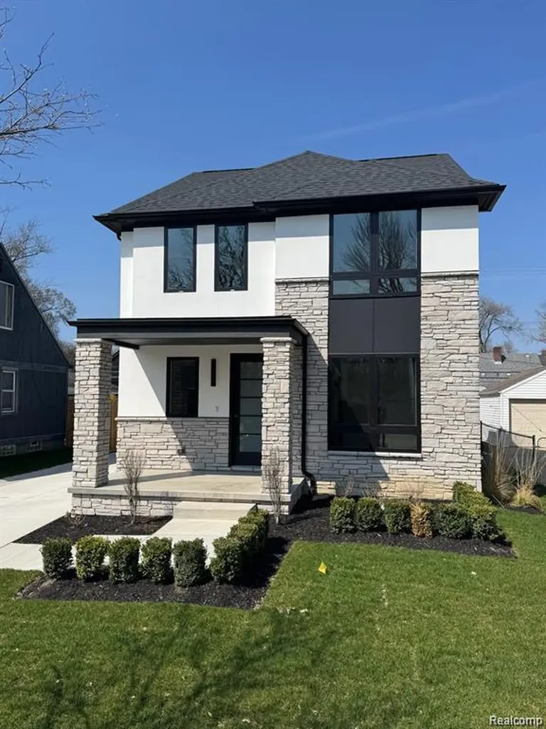 1885 Holland Avenue Birmingham City MI 48009