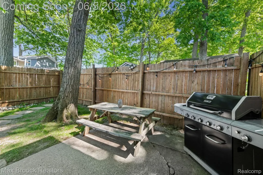 5338 Wildwood Drive Genoa Township MI 48843