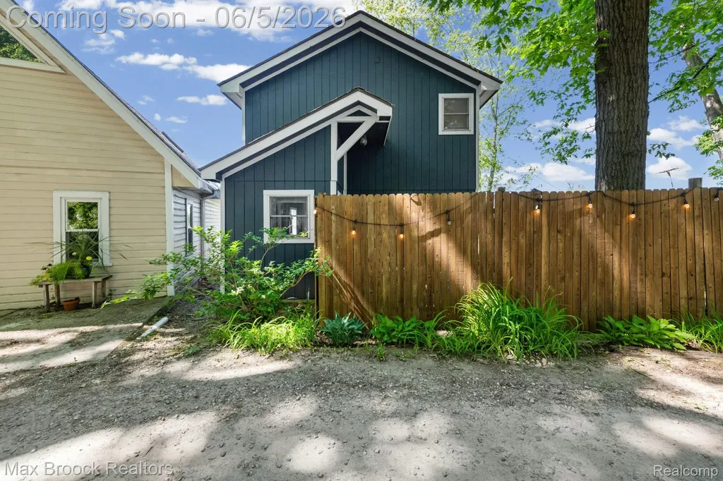 5338 Wildwood Drive Genoa Township MI 48843