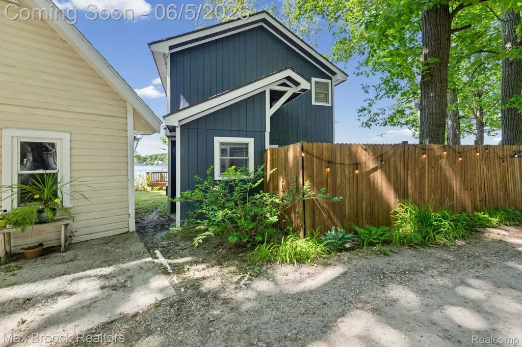 5338 Wildwood Drive Genoa Township MI 48843