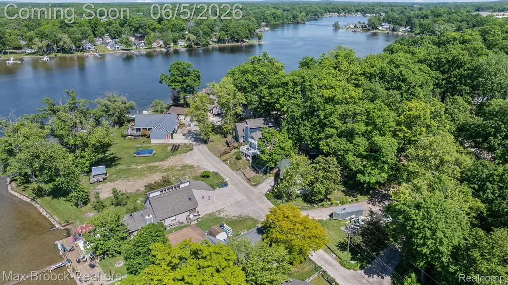5338 Wildwood Drive Genoa Township MI 48843