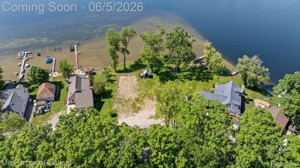 5338 Wildwood Drive Genoa Township MI 48843