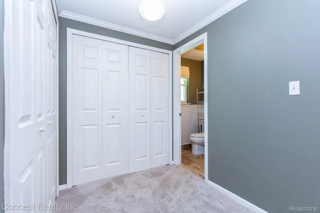 20973 Westfarm Lane Farmington Hills City MI 48167